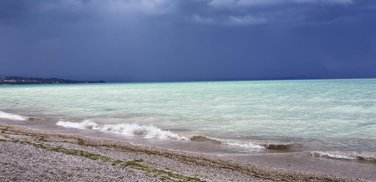 Manu Le Vele Casa Vacanze Ντεζεντσάνο ντελ Γκάρντα Εξωτερικό φωτογραφία